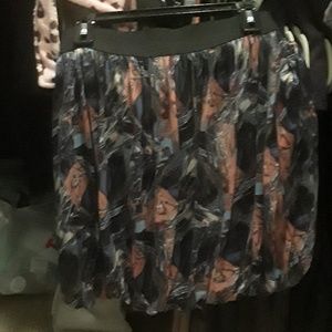 (3 for $20)Vivienne by vivienne tam abstract skirt